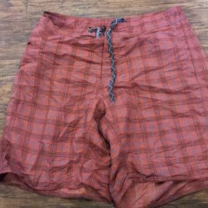 Patagonia Men’s Board Shorts Size 34